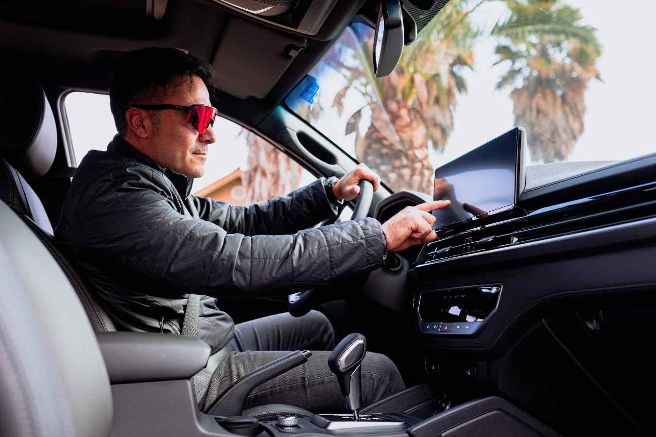 Pantalla Flotante HD de 12,5"